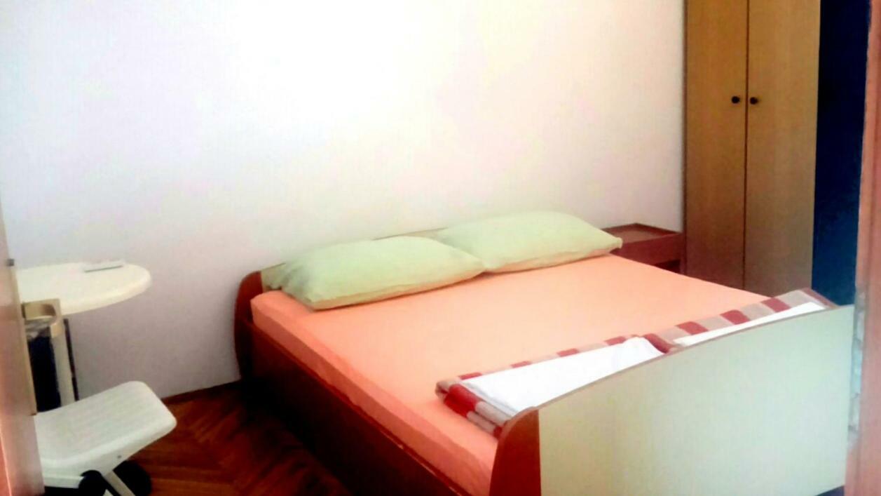 Apartmani Klancir Novalja Buitenkant foto